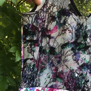 NWT Metaphor Lace V-Neck Insane Floral Dress L Bodycon